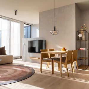  Appartement 348 Short Nederland
